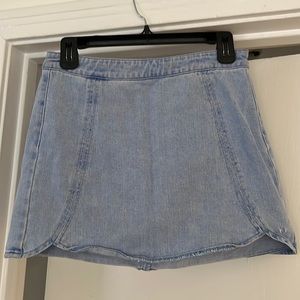 90s inspired denim skirt
